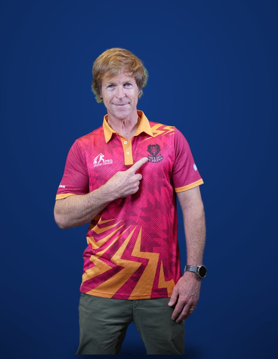 Jonty Rhodes reveals the Delhi Demons jersey